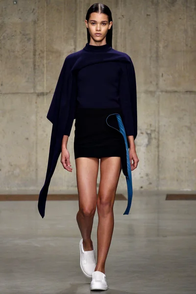Look 27